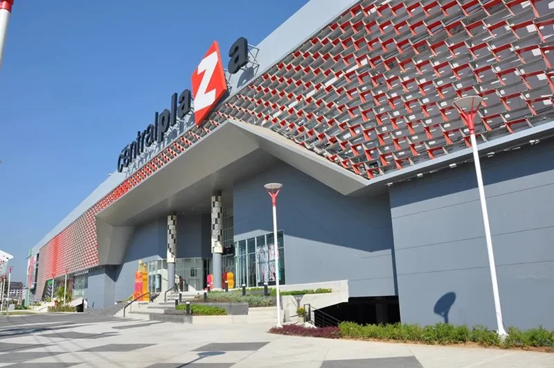 CPNREIT ประกาศราคาเสนอขายหน่วยทรัสต์เพิ่มเติมสูงสุดไม่เกิน 19.50 บาทต่อหน่วย นักลงทุนรายย่อยซึ่งเป็นผู้ถือหน่วยทรัสต์เดิมของ CPNREIT และ GLANDRT เปิดจองซื้อวันที่ 8-10 ก.พ.นี้ และประชาชนทั่วไปจองซื้อวันที่ 11 และ 15-16 ก.พ.นี้ เคาะอัตราส่วนการเสนอขายผู้ถือหน่วยทรัสต์เดิม CPNREIT ที่ 8.2967 หน่วยทรัสต์เดิม ต่อ 1 หน่วยทรัสต์เพิ่มเติม CPNREIT