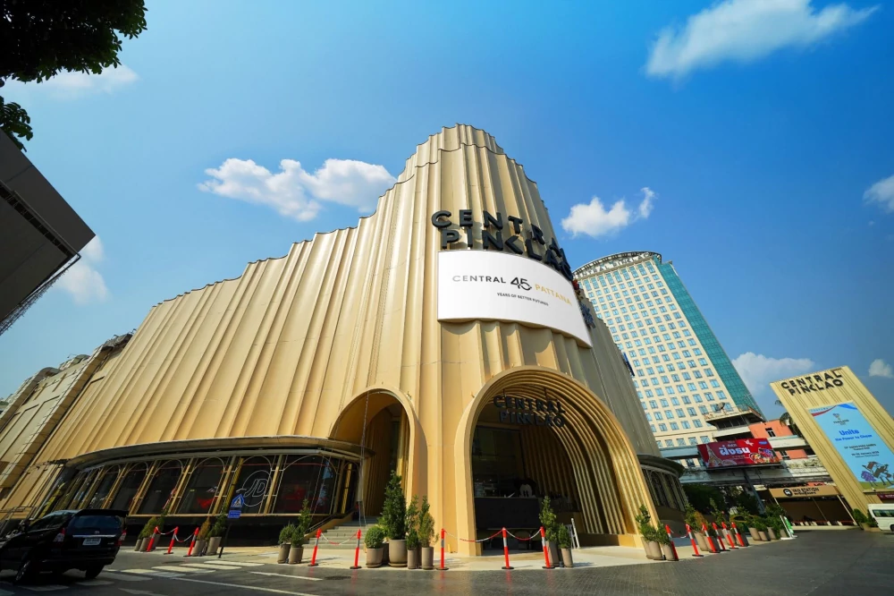 ‘CPNREIT’ กางผลงานปี 68 รายได้โตแกร่ง 6,439 ล้านบาท  รับอานิสงส์พอร์ตศูนย์การค้า-ออฟฟิศขยายตัว ตอกย้ำแชมป์กองทรัสต์ค้าปลีกเบอร์ 1 ของไทย พร้อมปันผล Q4/68 ที่ 0.2794 บาทต่อหน่วย รับยีลด์ทั้งปีแตะ 9.6%