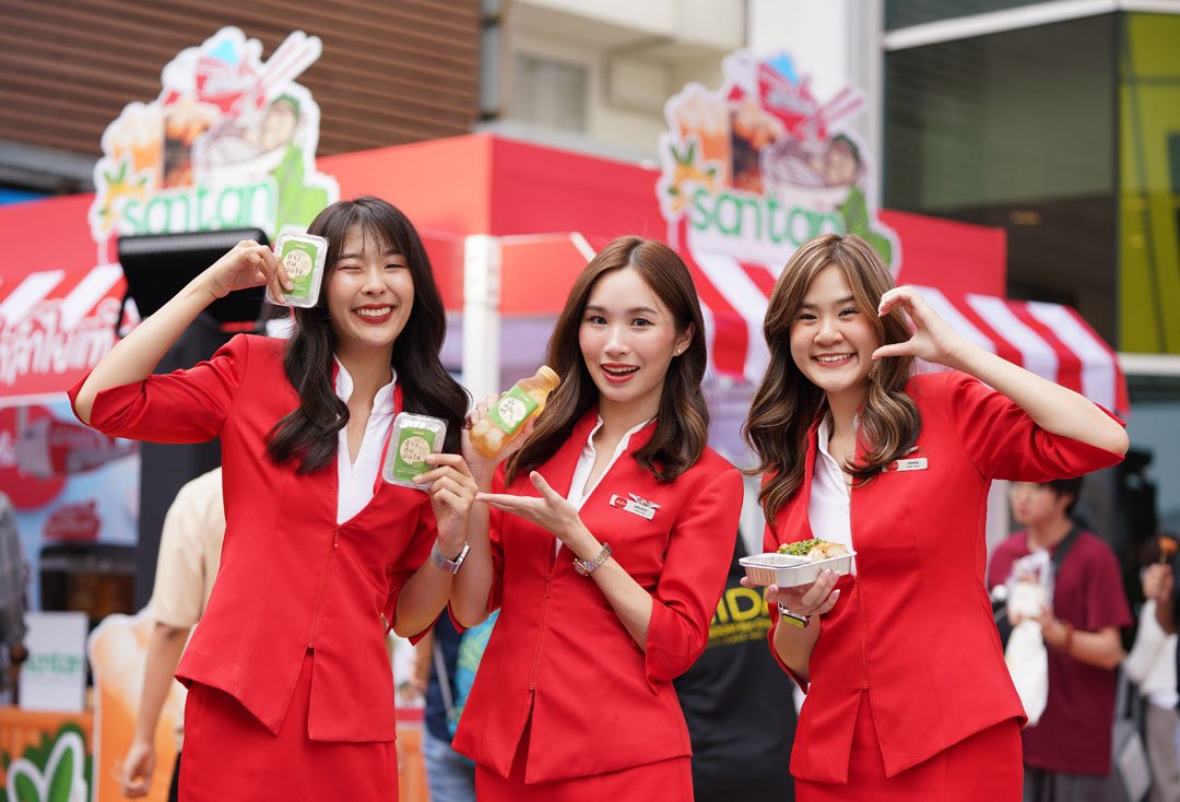 AirAsia introduces new inflight sensations Guests can now savor “Flying” Kuai Tiew Ruea and “Khao Tom Mud Jai”