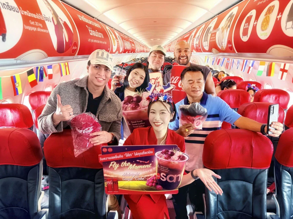 Kick Off World Cup Fever with Maximum Fizz! AirAsia x Coca-Cola introducing the All-New "Midnight Grape Coke"—A Chewy, Refreshing Must-Try on Limited Edition You Absolutely Have to Try!